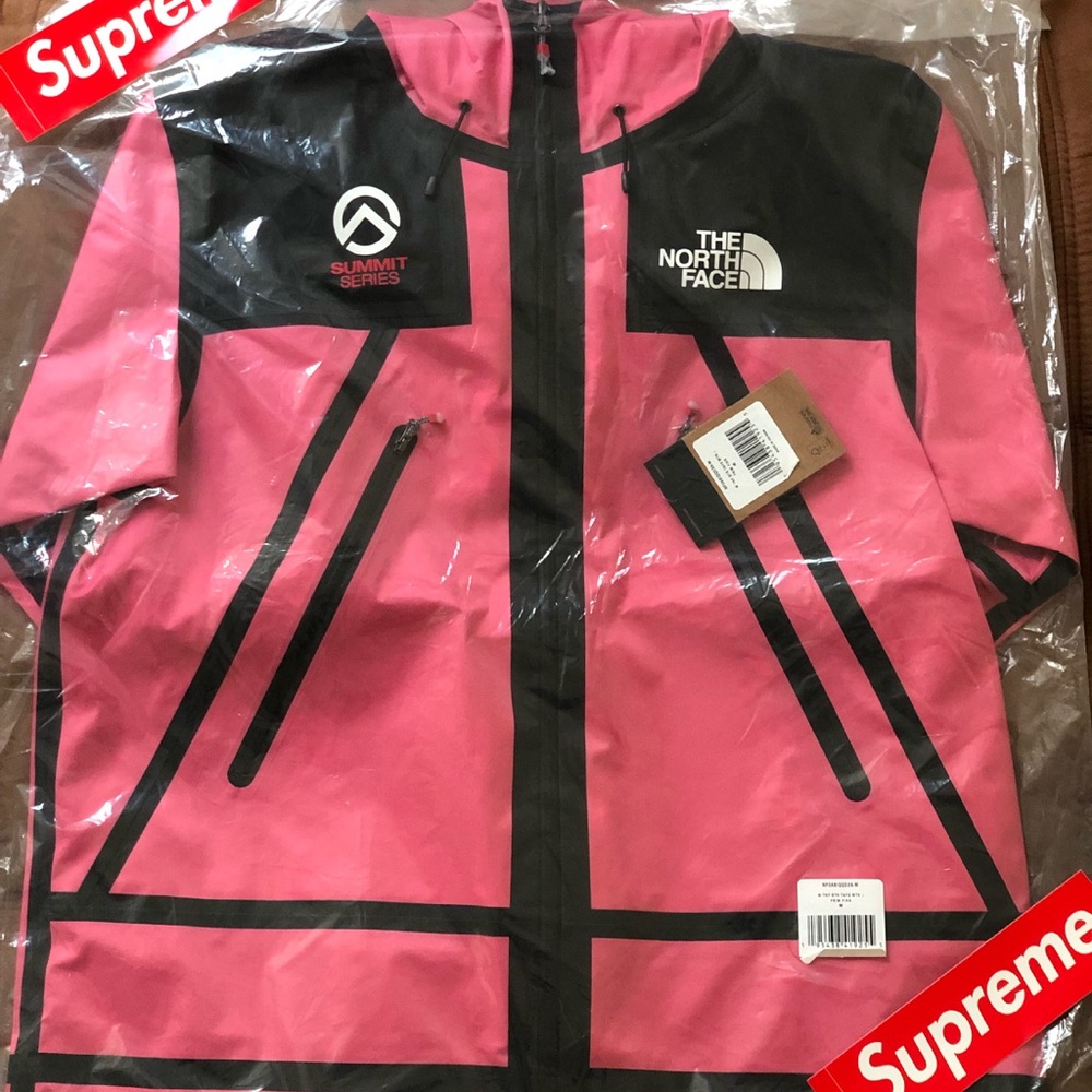 Supreme Hoodie summit series pink